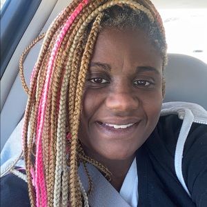 Meet your Posher, Candice